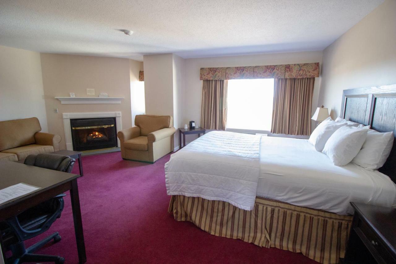 The Lucerne Inn Dedham Экстерьер фото